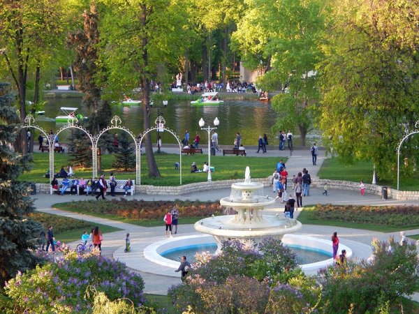 Парк культуры Горького Москва