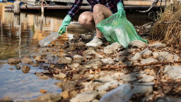 Очищение природы от мусора