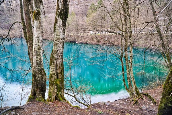 Голубое озеро Кабардино-Балкария глубина