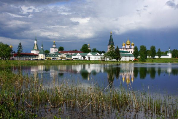 Валдай достопримечательности Иверский монастырь
