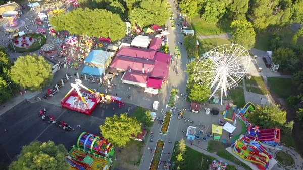 Парк Юрия Гагарина (детский парк культуры и отдыха)
