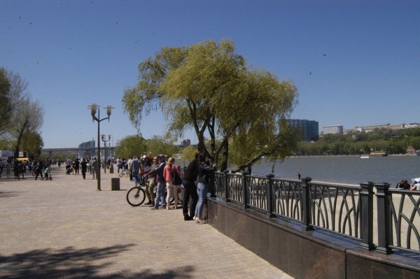 Парк Левобережный Ростов на Дону