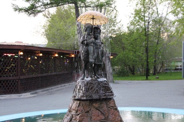 Фонтан в парке Пушкина Челябинск