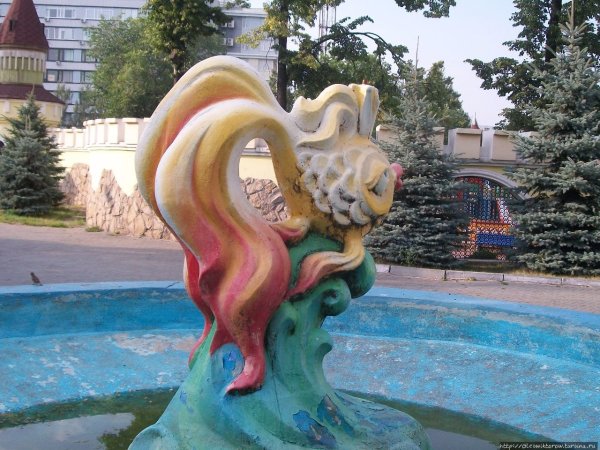 Челябинск. Горсад Пушкина. Фонтан Золотая рыбка