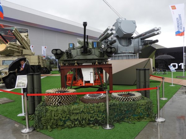 Парк Патриот экспозиция военной техники