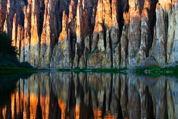 Река синяя Синские столбы