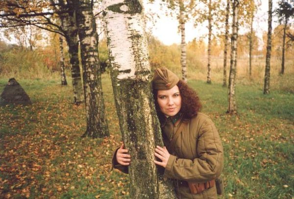 Девушки в телогреечках