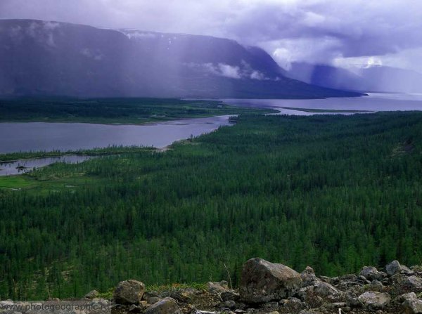 Озеро Виви на плато Путорана