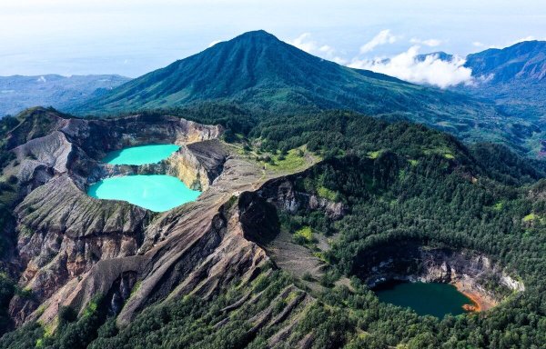 Озеро Келимуту Индонезия
