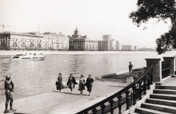 Фрунзенская набережная 1950 год
