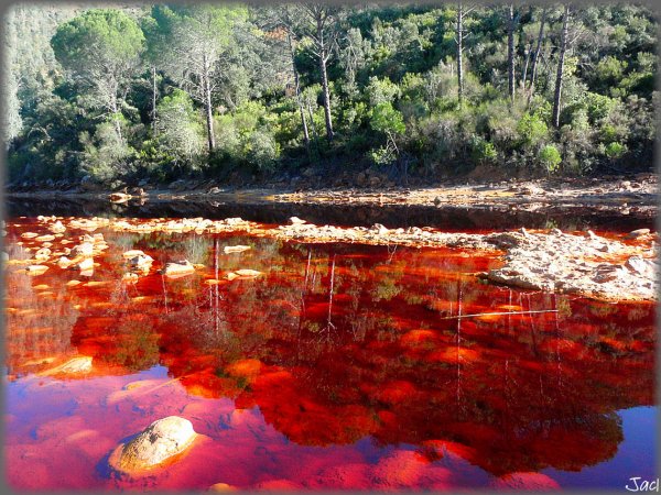 Река Рио-тинто (красная река)