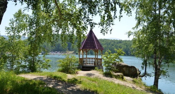 Берёзка база отдыха горный Алтай