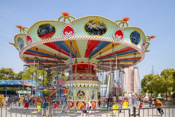 Актау парк аттракционов тематический парк