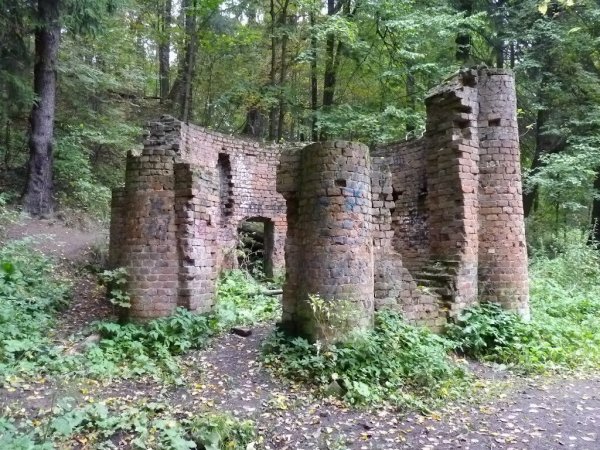 Туфовая арка Шуваловский парк