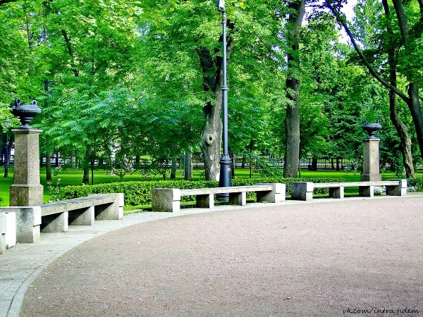 Петровский парк парк