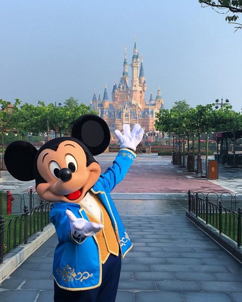 Микки Маус Disneyland