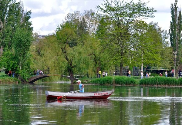 Гагаринский парк Симферополь