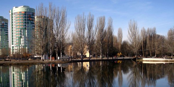 Гагаринский парк Симферополь пруд