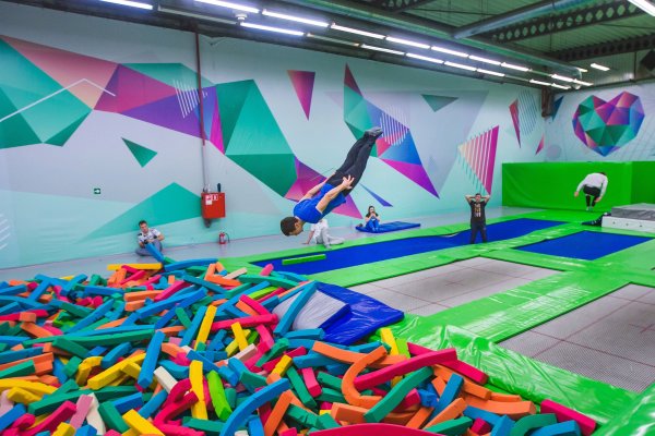 Батутный центр высота в Калининграде