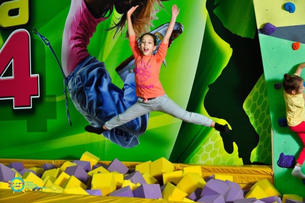 Батутный центр баннер