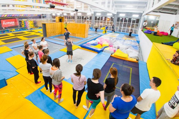 Fly Park", батутный центр