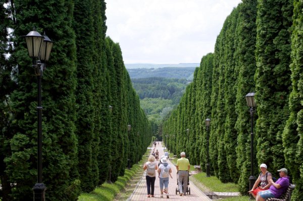 Кисловодск – Курортный парк. Долина роз