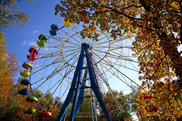 Колесо обозрения Пенза парк Белинского