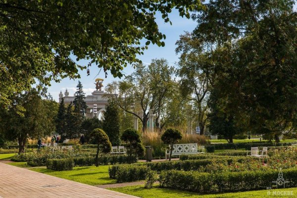 Парк ВДНХ ландшафтный парк