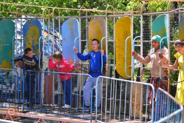 Город Караганда парки аттракционов