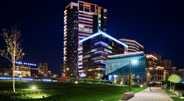 Клевер парк Ткачей 19