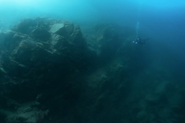 Дно Байкала глубина