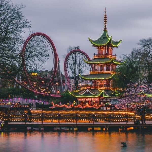 Парк аттракционов Тиволи Дания