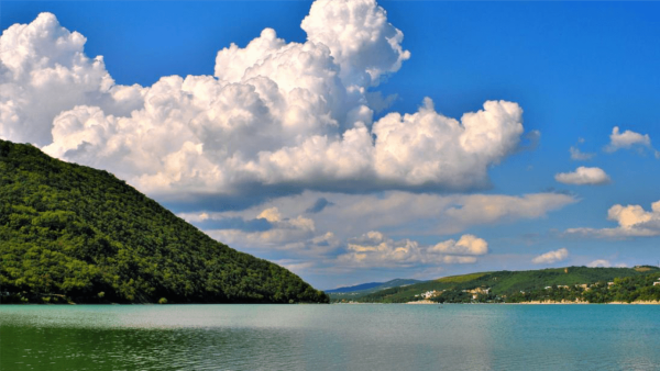 Озеро Абрау Краснодарский