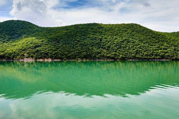 Новороссийск озеро Абрау Дюрсо