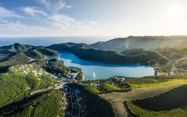 Дюрсо Тауэр Абрау Дюрсо