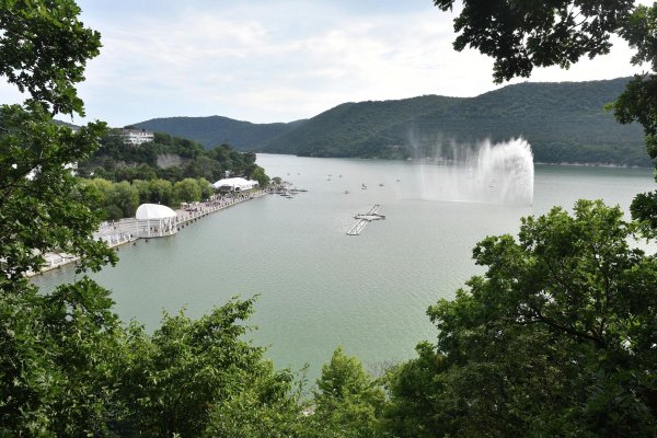 Озеро Абрау