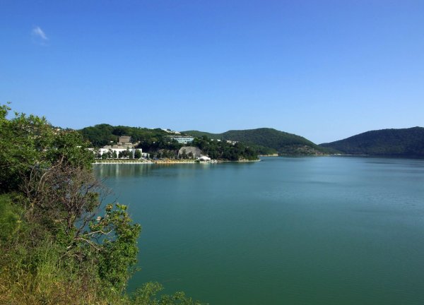 Новороссийск озеро Абрау Дюрсо