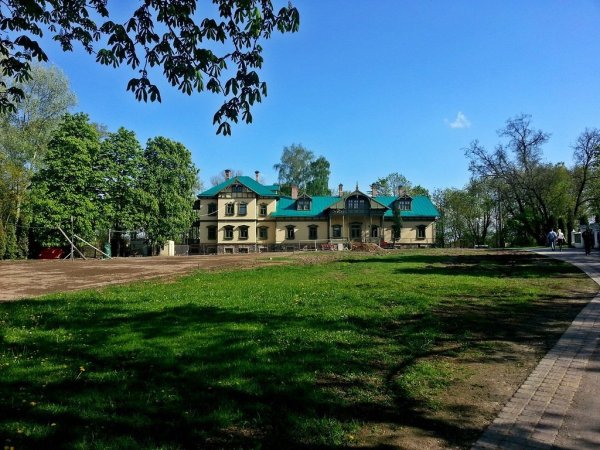 Лошицкий усадебно парковый комплекс