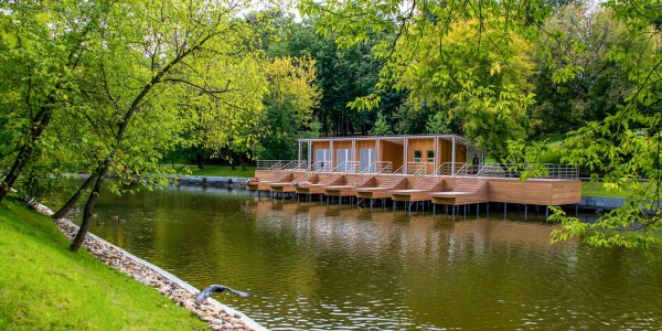 Люблинский парк пруд