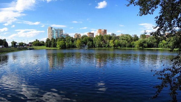Парк Кузьминки пруд