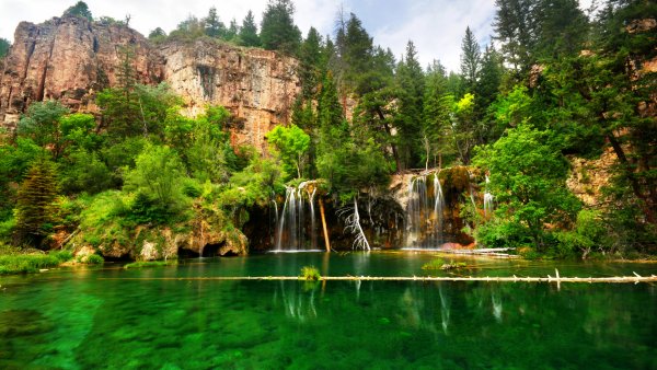 Красивые пейзажи с водопадами