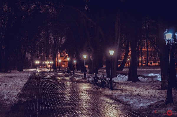 Парк вечером
