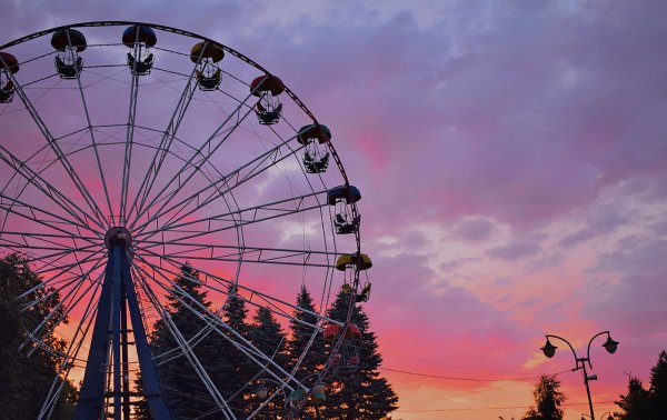 Колесо обозрения Альметьевск
