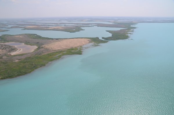 Озеро Балха́ш Казахстана