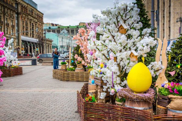 Пасхальный дар на Тверском бульваре
