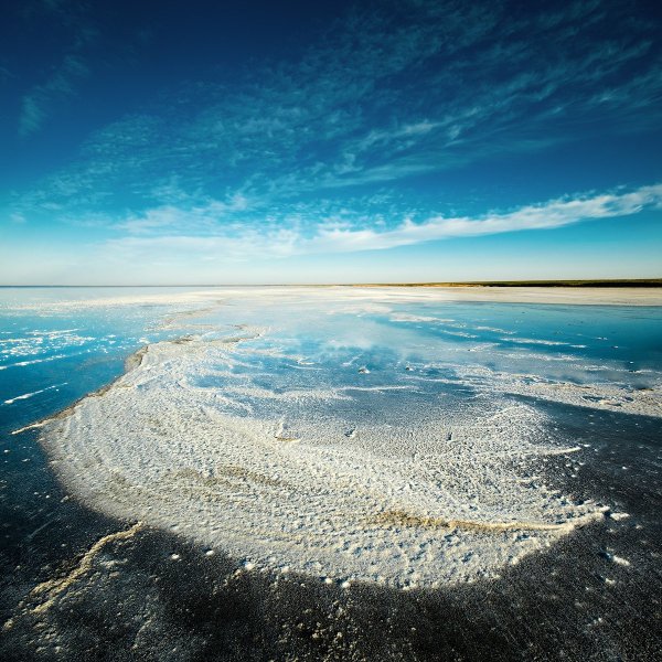 Соленое озеро Эльтон