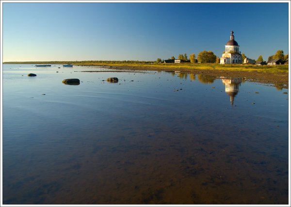 Остров Спасский озеро Воже