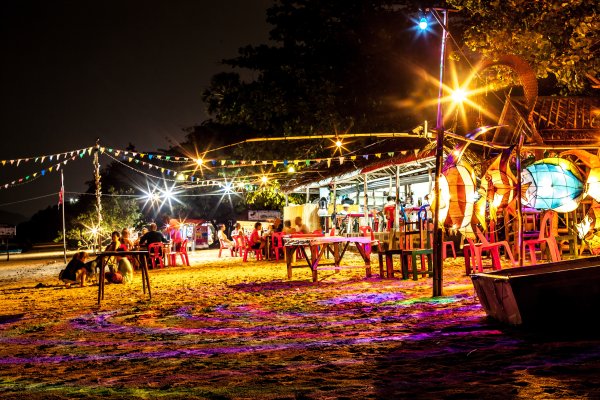 Ночной парк развлечений