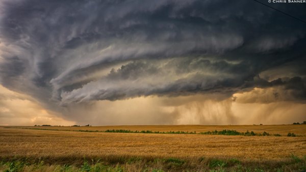 Природа с грозой