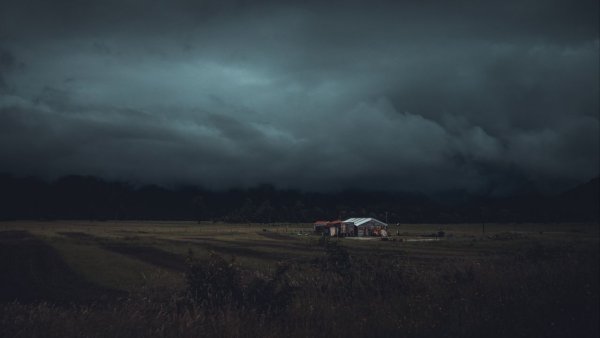 Обои на рабочий стол пасмурно